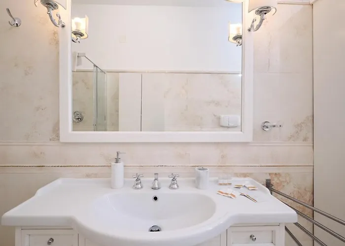 Apartament Residenza Lucis - Camillo Hospital - Monteverde By Hotea *